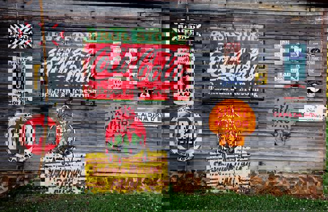 Build a clear marketing strategy with SimonAntony Ltd.